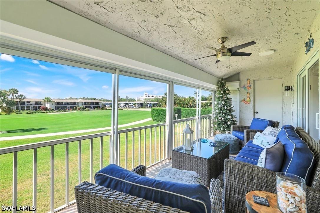 112 Penny Ln. #6, Naples, FL 34112