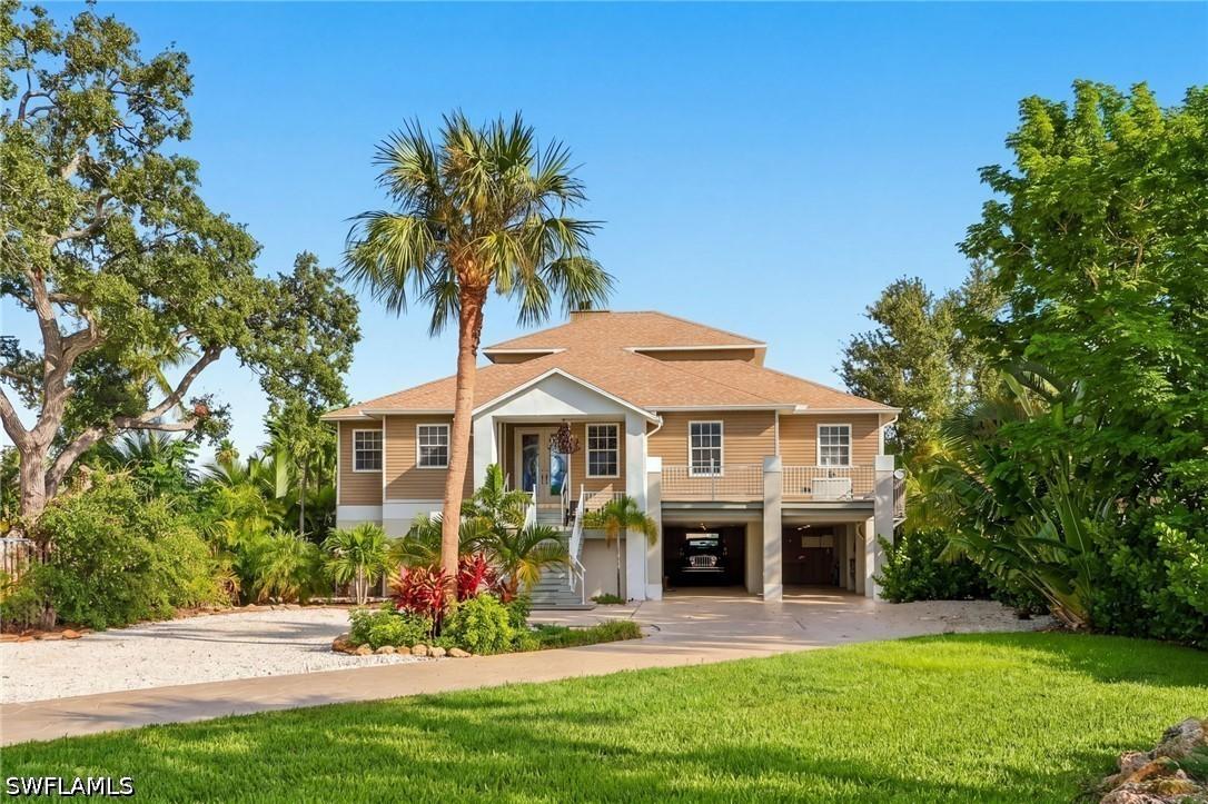 211 Sterling Ave., Fort Myers Beach, FL 33931