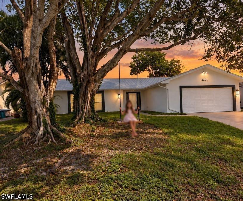 4201 32nd Ave., Naples, FL 34116