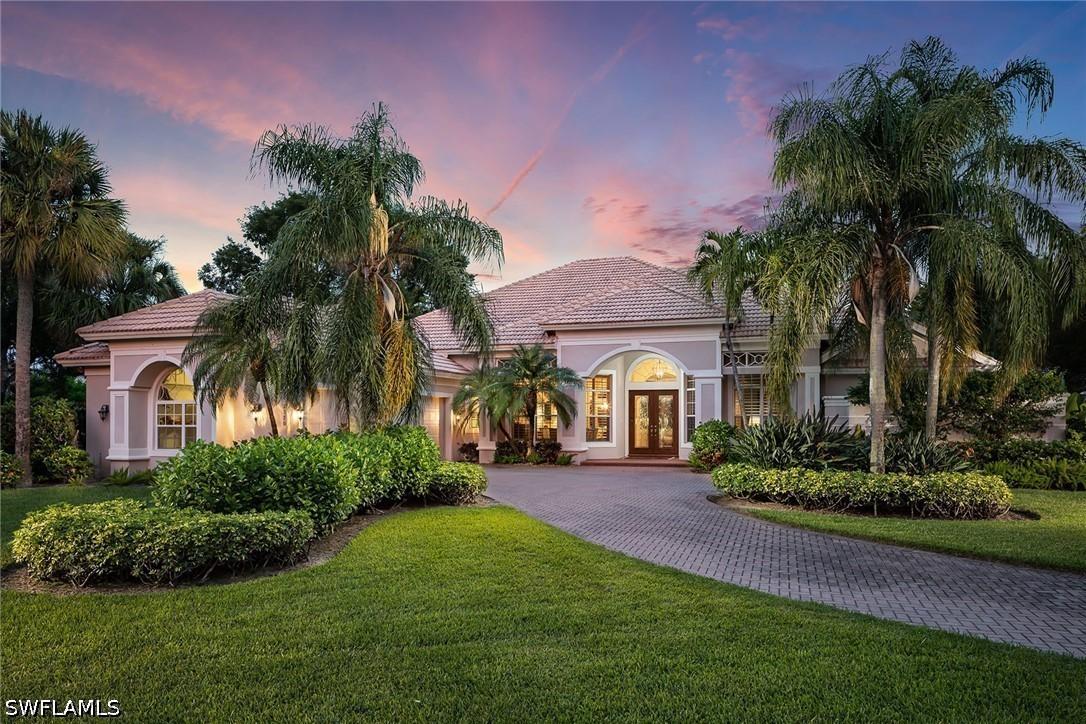 2370 Alexander Palm Dr., Naples, FL 34105