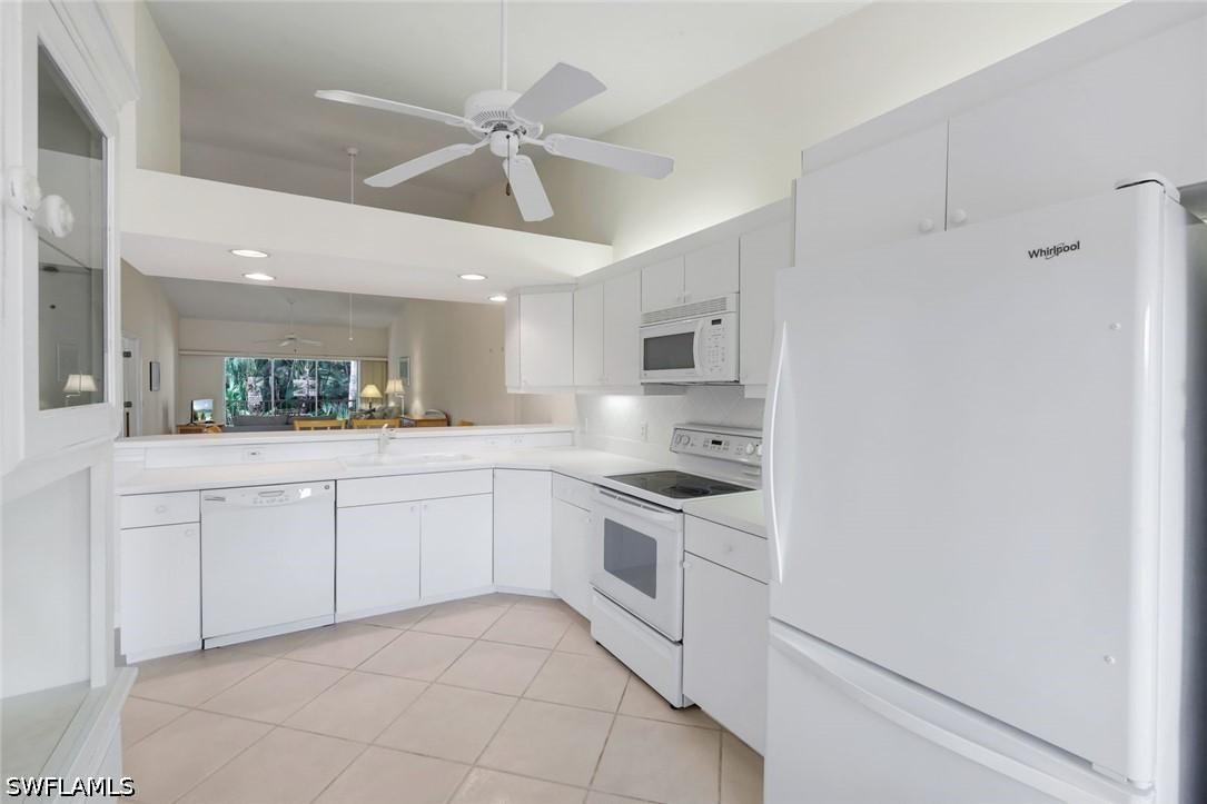 1660 Windy Pines Dr. #4, Naples, FL 34112