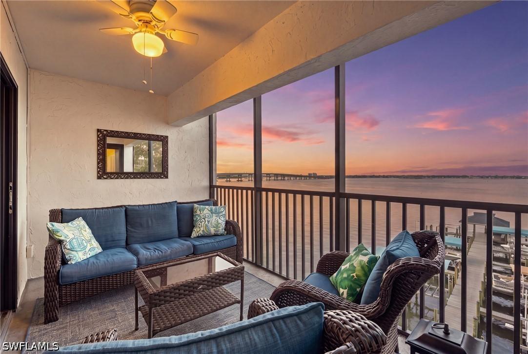 2711 1st St. #403, Fort Myers, FL 33916