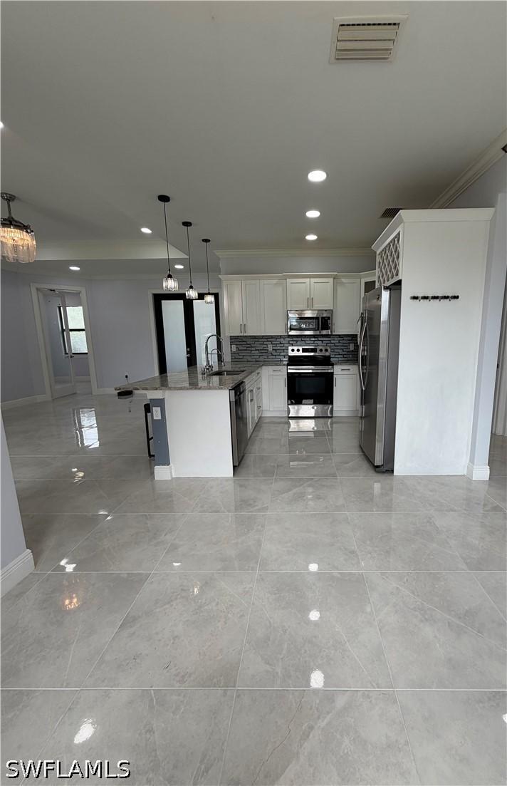 4344 22nd Ave., Naples, FL 34117