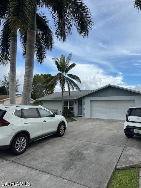 5060 31st Pl., Naples, FL 34116