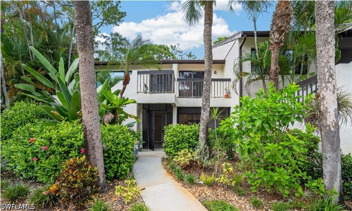 1826 Kings Lake Blvd. #101, Naples, FL 34112