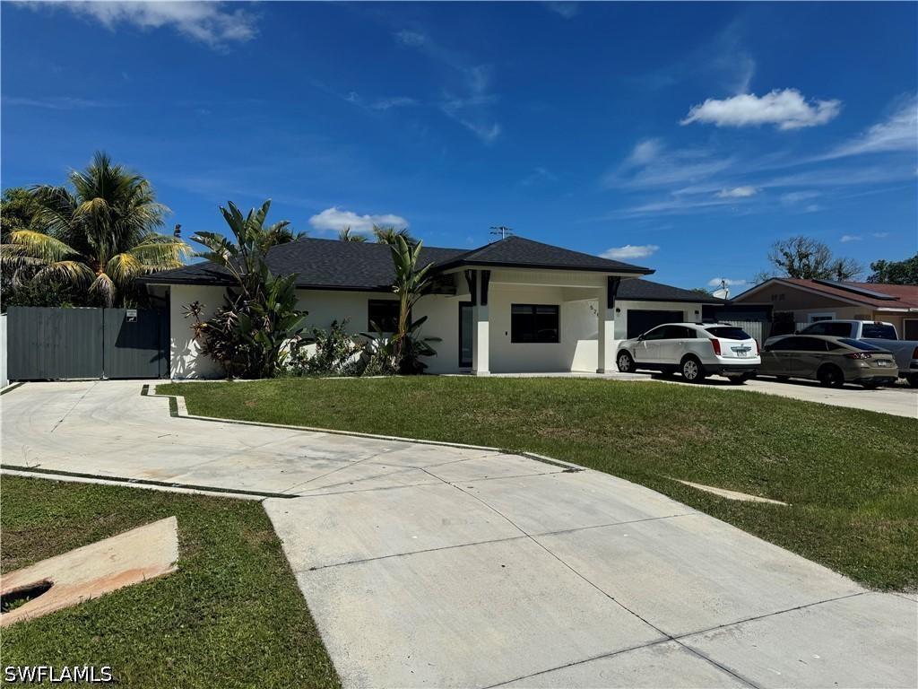 5253 32nd Ave., Naples, FL 34116