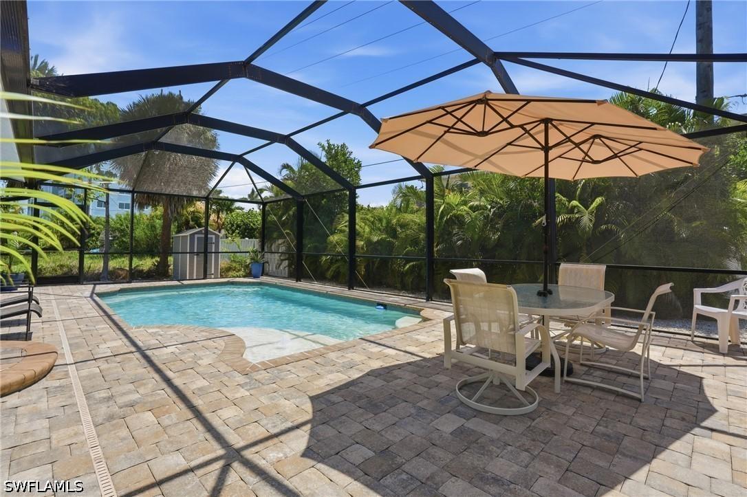 240 Fairweather Ln., Fort Myers Beach, FL 33931