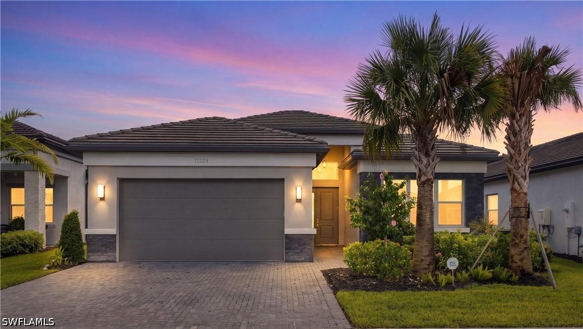 12284 Lotus Ave., Naples, FL 34120