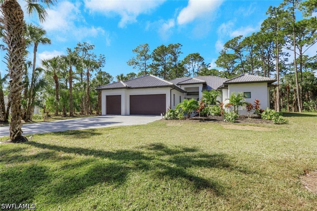 491 9th St., Naples, FL 34117