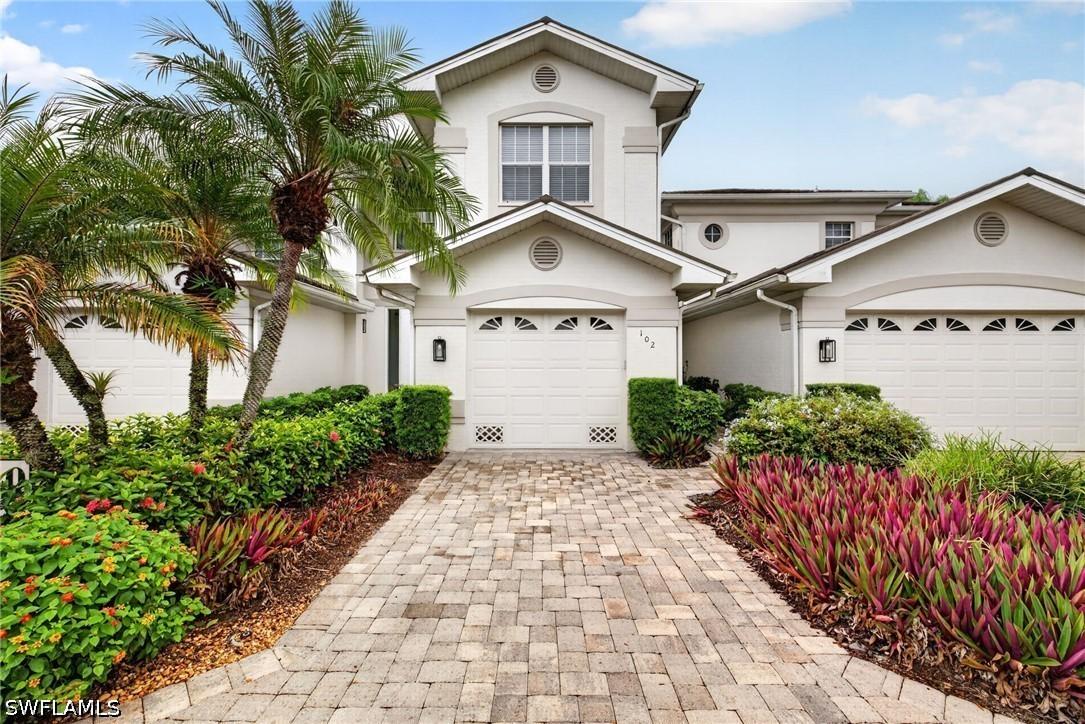 5040 Yacht Harbor Cir. #102, Naples, FL 34112