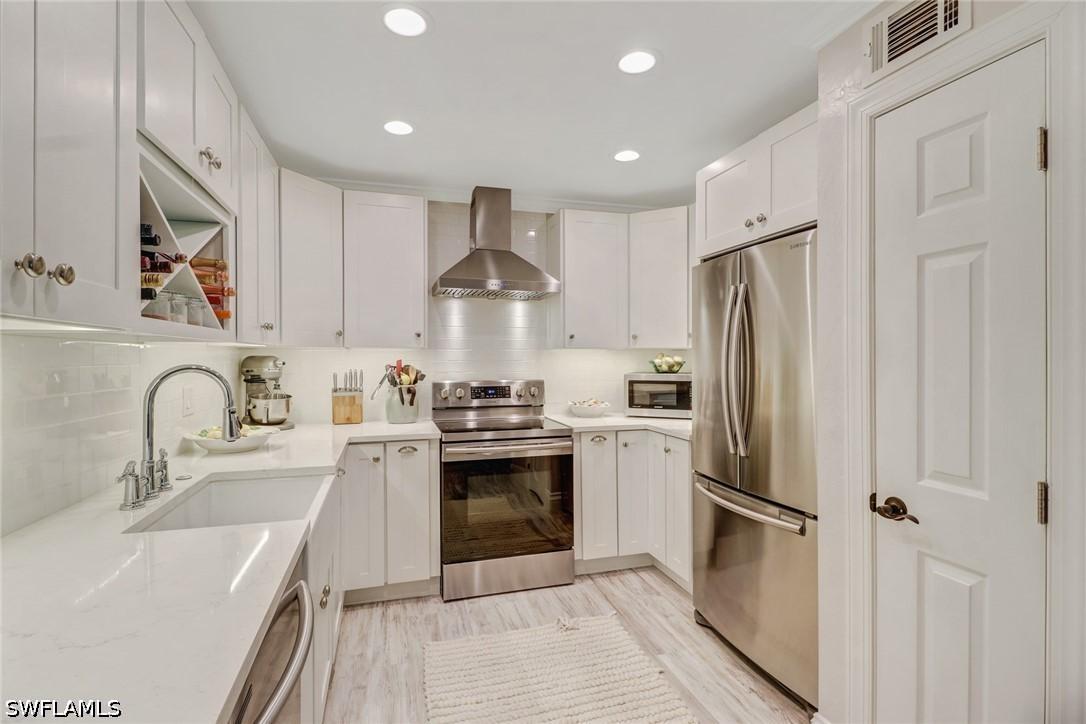 3180 Seasons Way #909, Estero, FL 33928