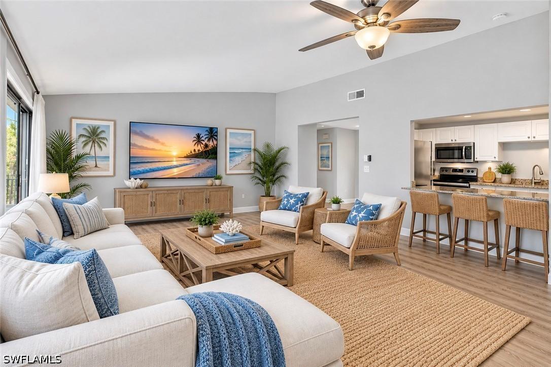533 Landmark Dr., Naples, FL 34112