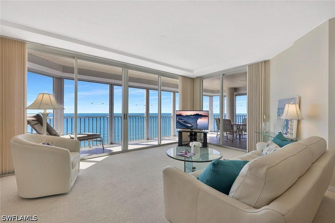 9577 Gulf Shore Dr. #704, Naples, FL 34108
