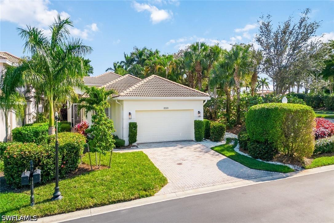 8599 Pepper Tree Way, Naples, FL 34114