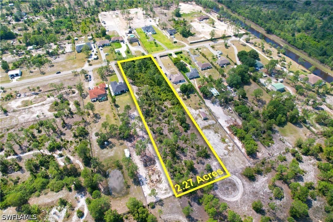 XXxx 20th St., Naples, FL 34120