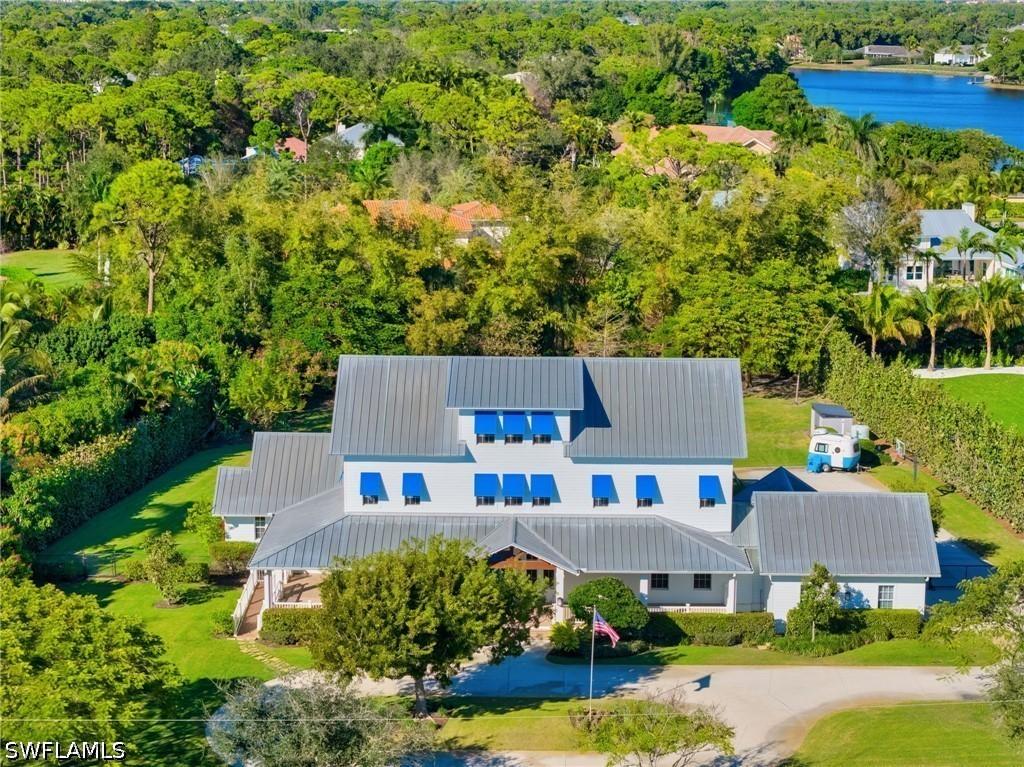65 Mahogany Dr., Naples, FL 34108