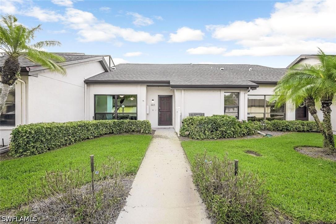 205 Deerwood Cir. #103, Naples, FL 34113