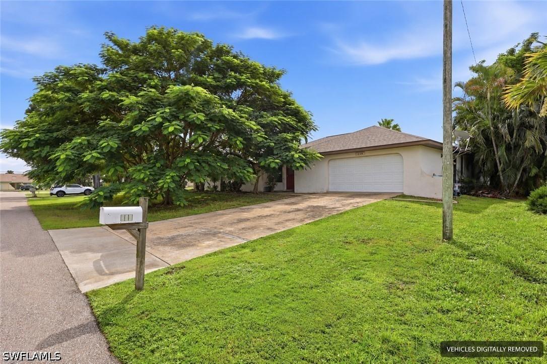 338 SE 46th Ln., Cape Coral, FL 33904
