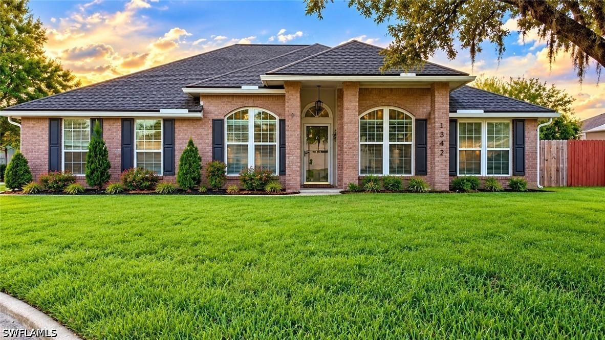1342 Portside Dr., Fleming Island, FL 32003
