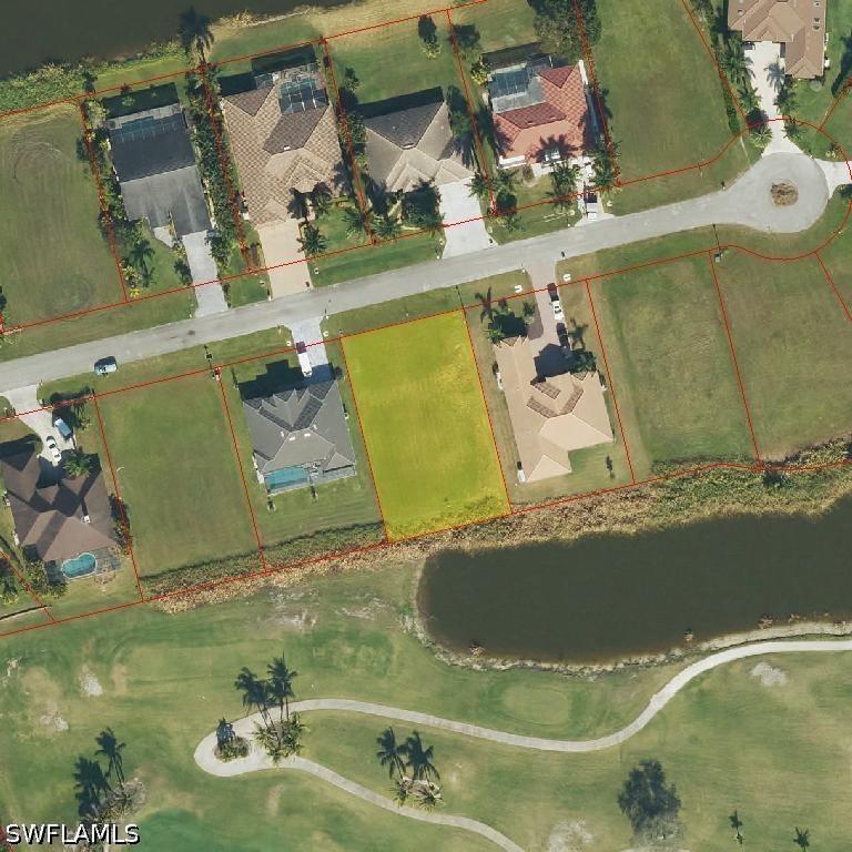 18024 Greenwood Dr., Naples, FL 34114