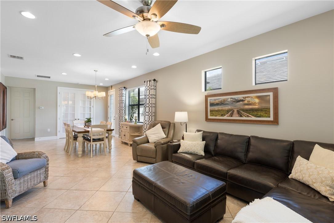 7602 Jacaranda Ln., Naples, FL 34114