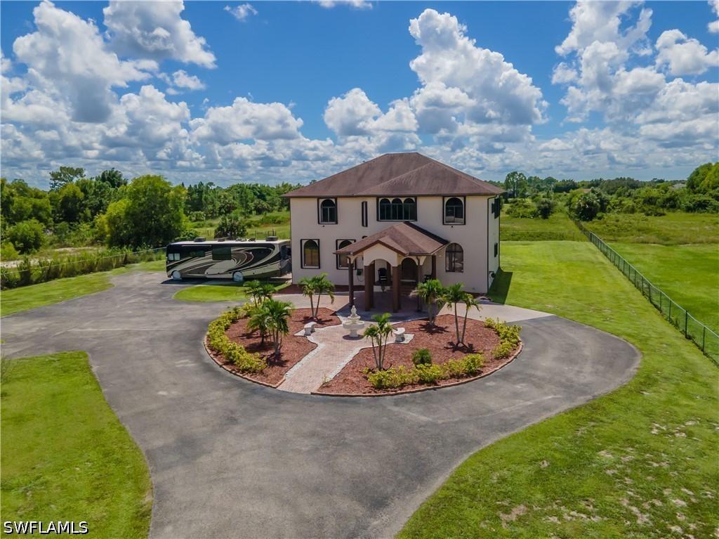 3880 62nd Ave Ave., Naples, FL 34120