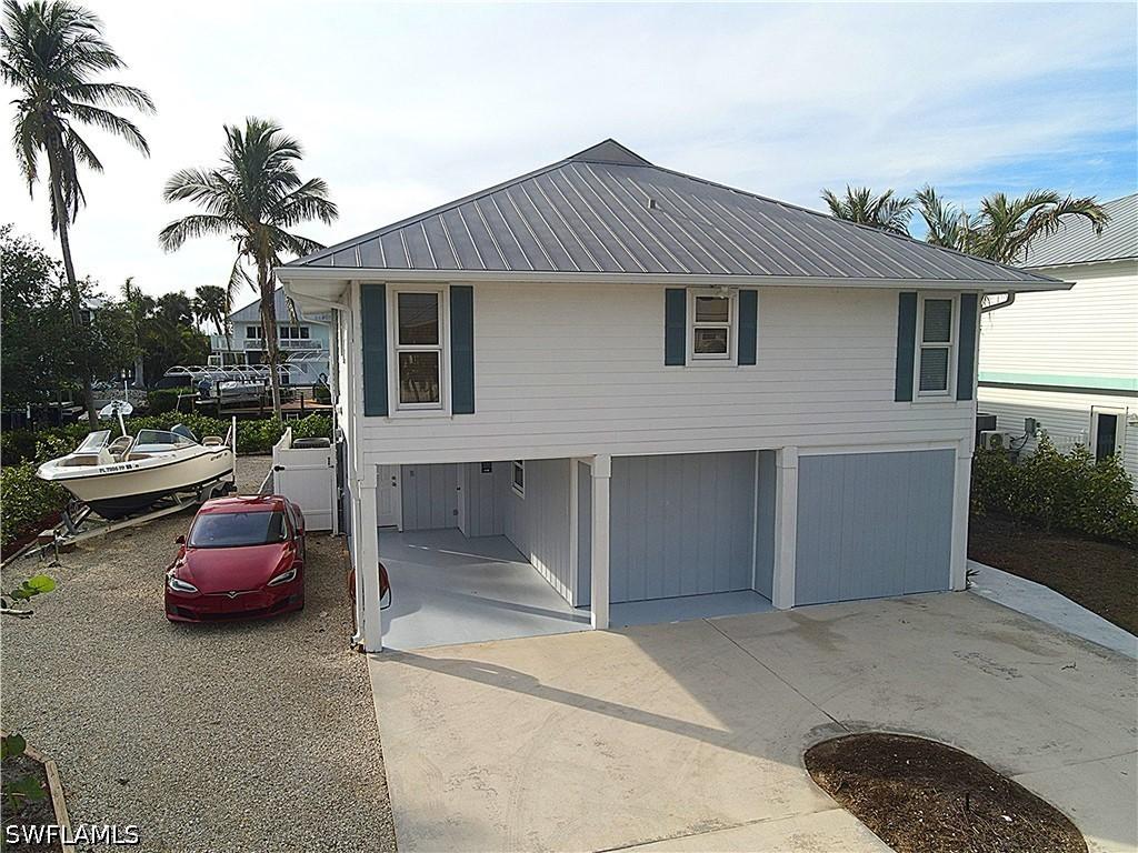 16303 Shoal Ct., Bokeelia, FL 33922