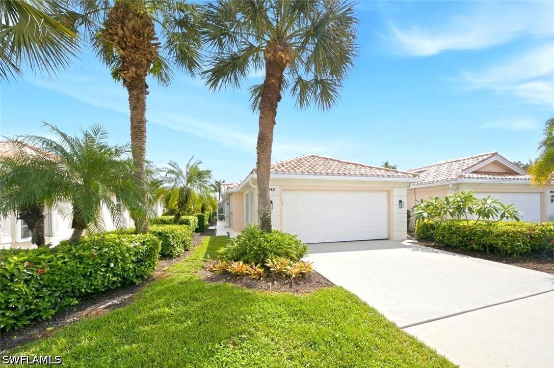 4062 Los Altos Ct., Naples, FL 34109