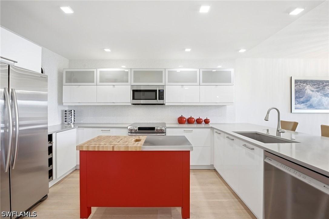 6350 Pelican Bay Blvd. #302B, Naples, FL 34108