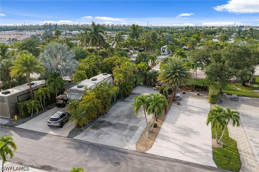 117 Pavillion Dr., Fort Myers Beach, FL 33931
