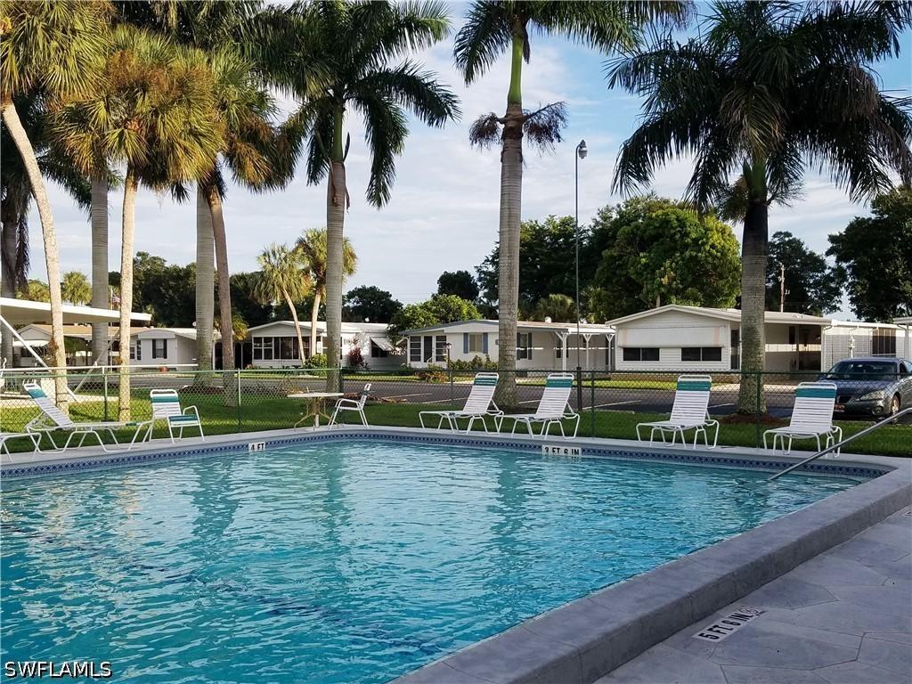 22 Garnet Dr., Naples, FL 34114