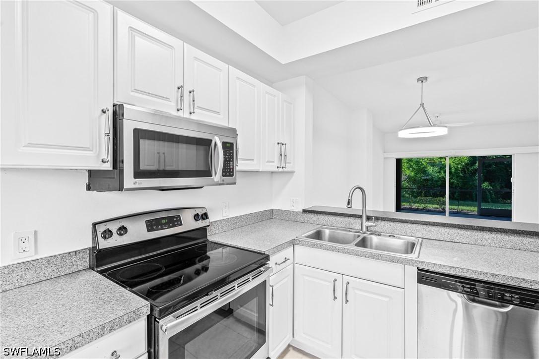 5480 16th Pl. #203, Naples, FL 34116