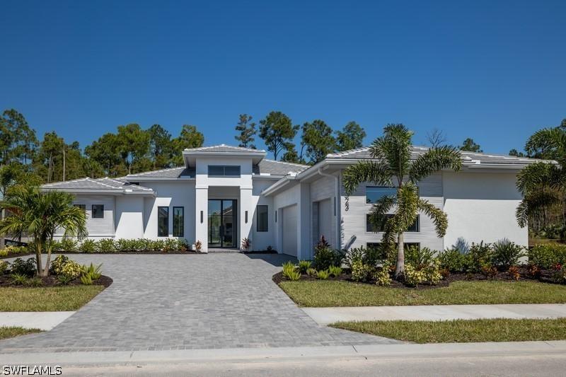 9523 Caymas Way, Naples, FL 34114