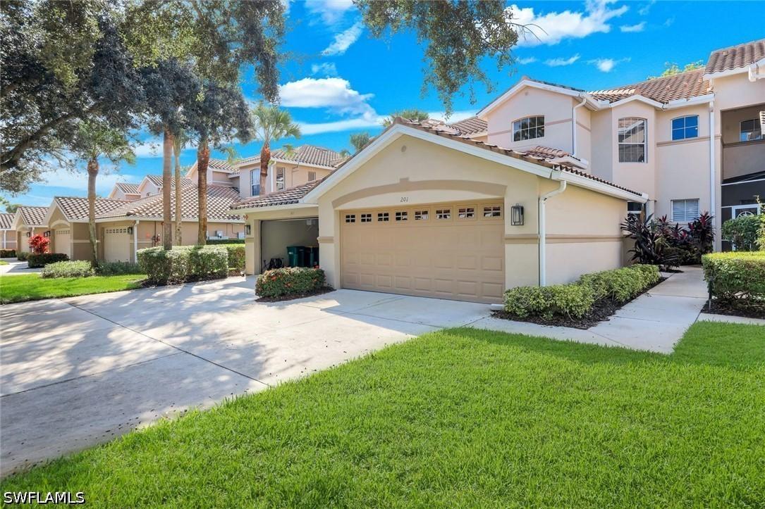 8470 Danbury Blvd. #201, Naples, FL 34120