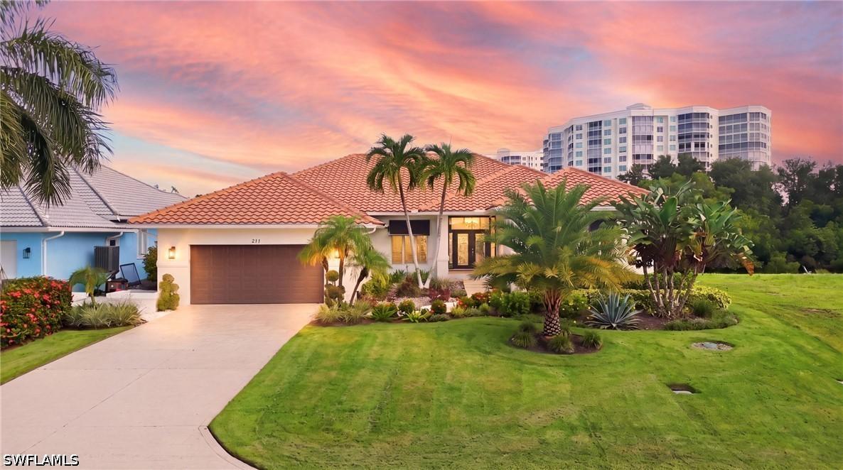 211 Flamingo Ave., Naples, FL 34108
