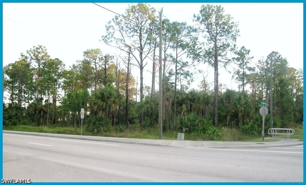 100 Golden Gate Blvd., Naples, FL 34120