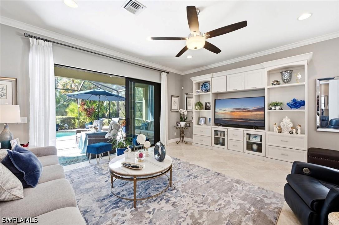 4403 Raffia Palm Cir., Naples, FL 34119