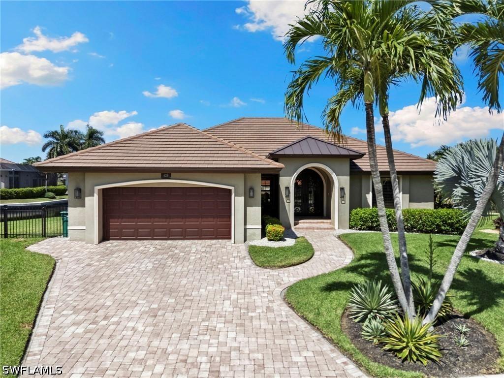 428 Persian Ct., Marco Island, FL 34145
