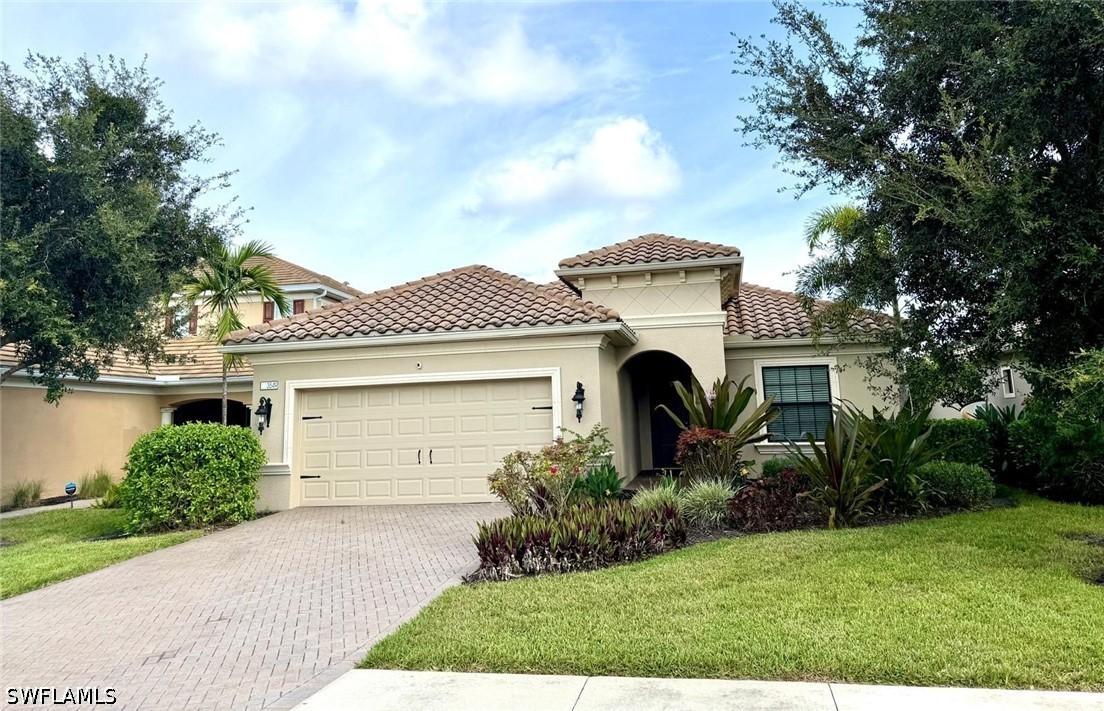 3549 Canopy Cir., Naples, FL 34120