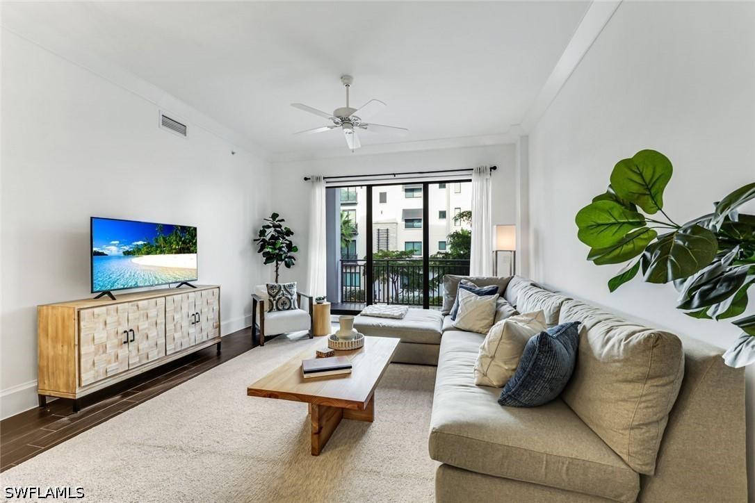 1030 3rd Ave. #215, Naples, FL 34102