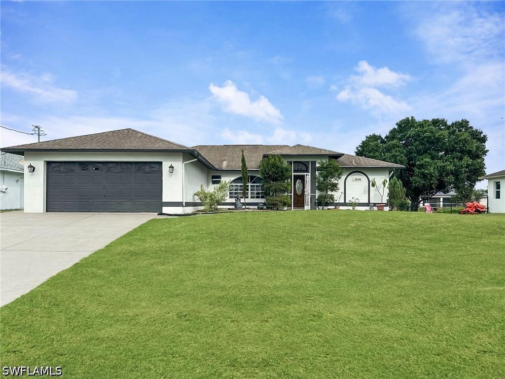 920 Alaska Ave., Lehigh Acres, FL 33971