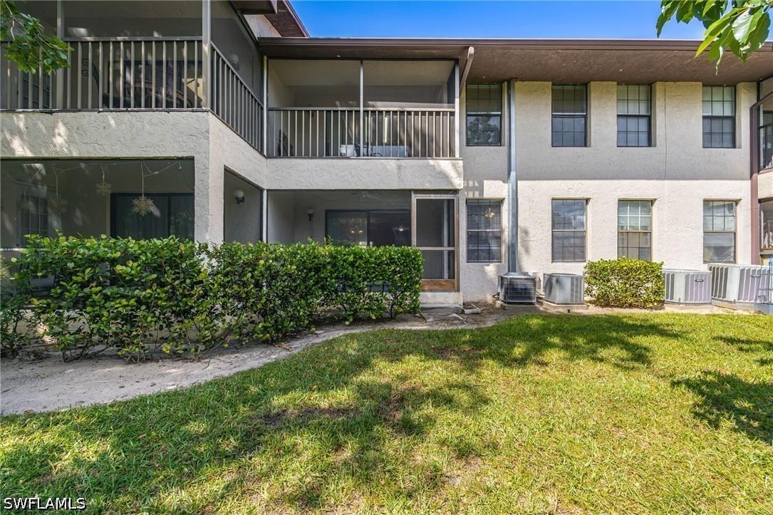 5258 Treetops Dr. #J103, Naples, FL 34113