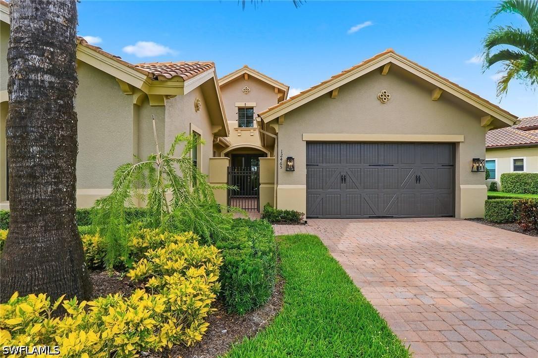 12465 Lockford Ln., Naples, FL 34120