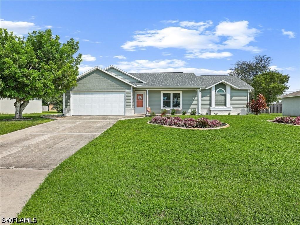 27 NE 9th Pl., Cape Coral, FL 33909