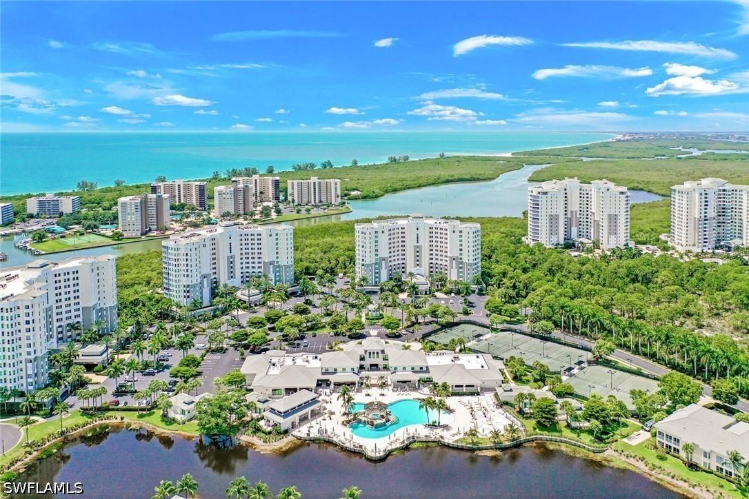 300 Dunes Blvd. #PH-5, Naples, FL 34110