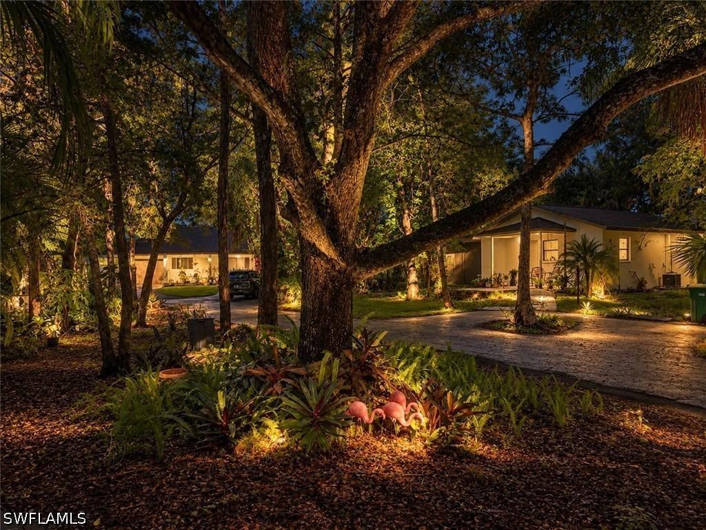 661 31st St., Naples, FL 34117