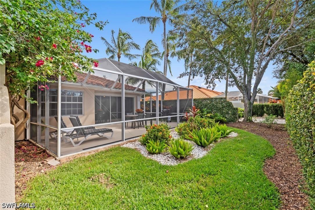 5781 Drummond Way, Naples, FL 34119