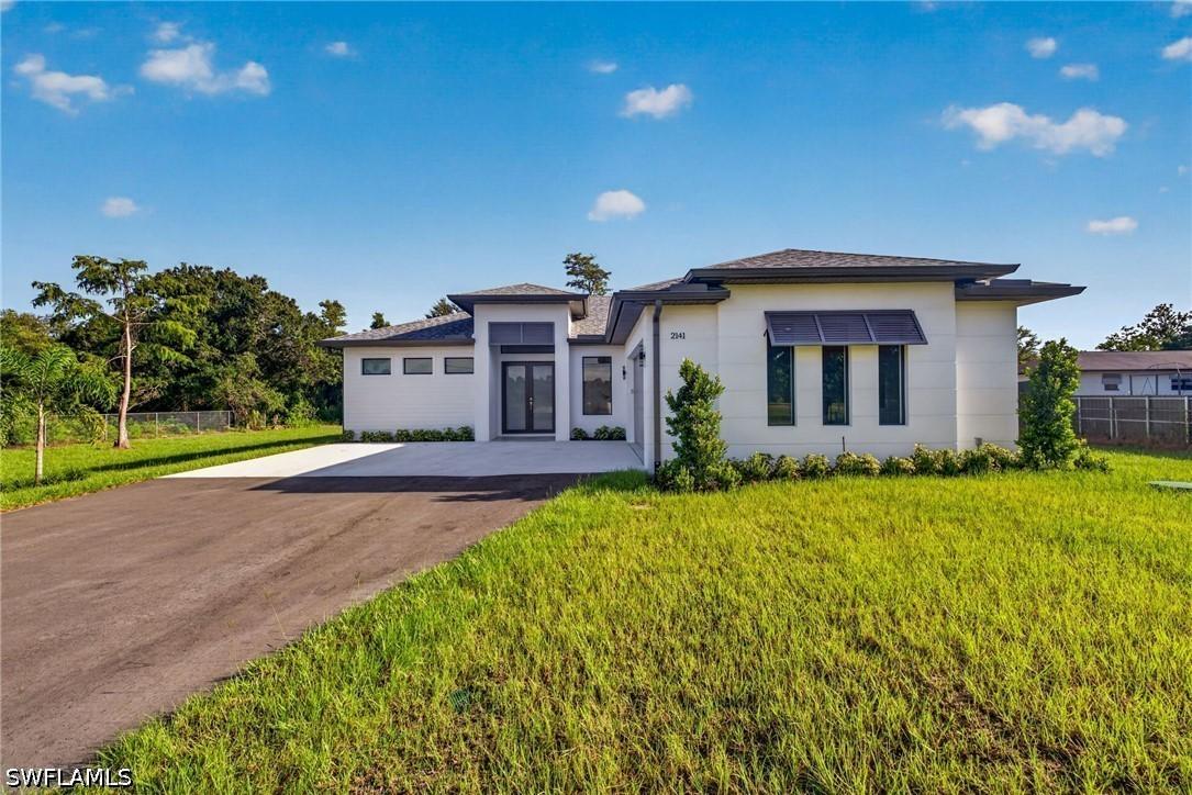717 20th St., Naples, FL 34117