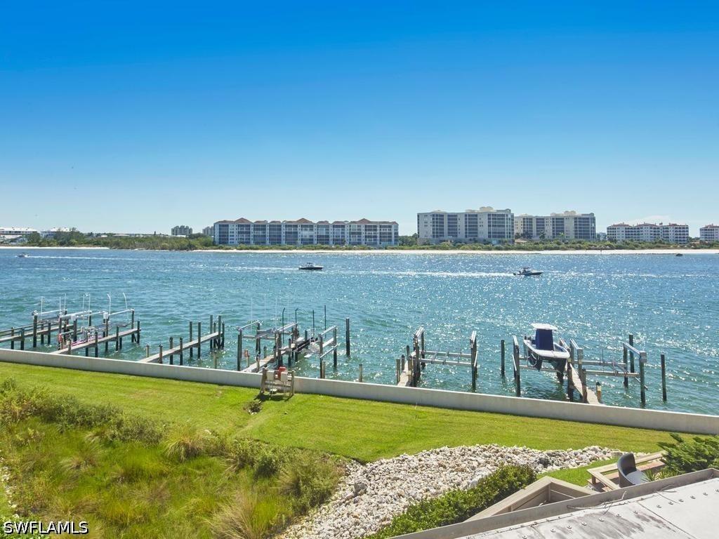 502 La Peninsula Blvd., Naples, FL 34113