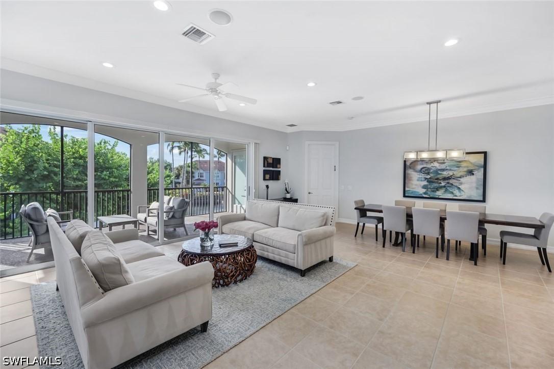 5030 Blauvelt Way #201, Naples, FL 34105